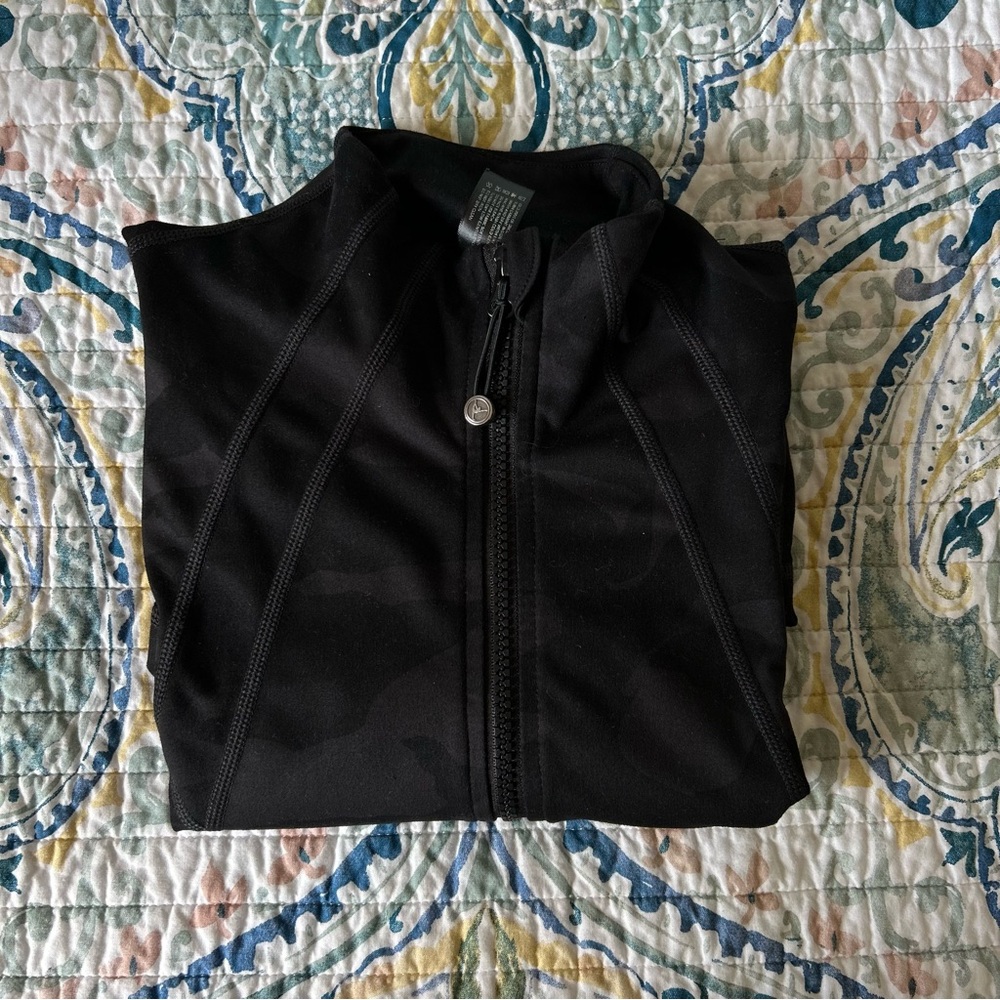 90 Degrees Black Camo Define Jacket, Size M